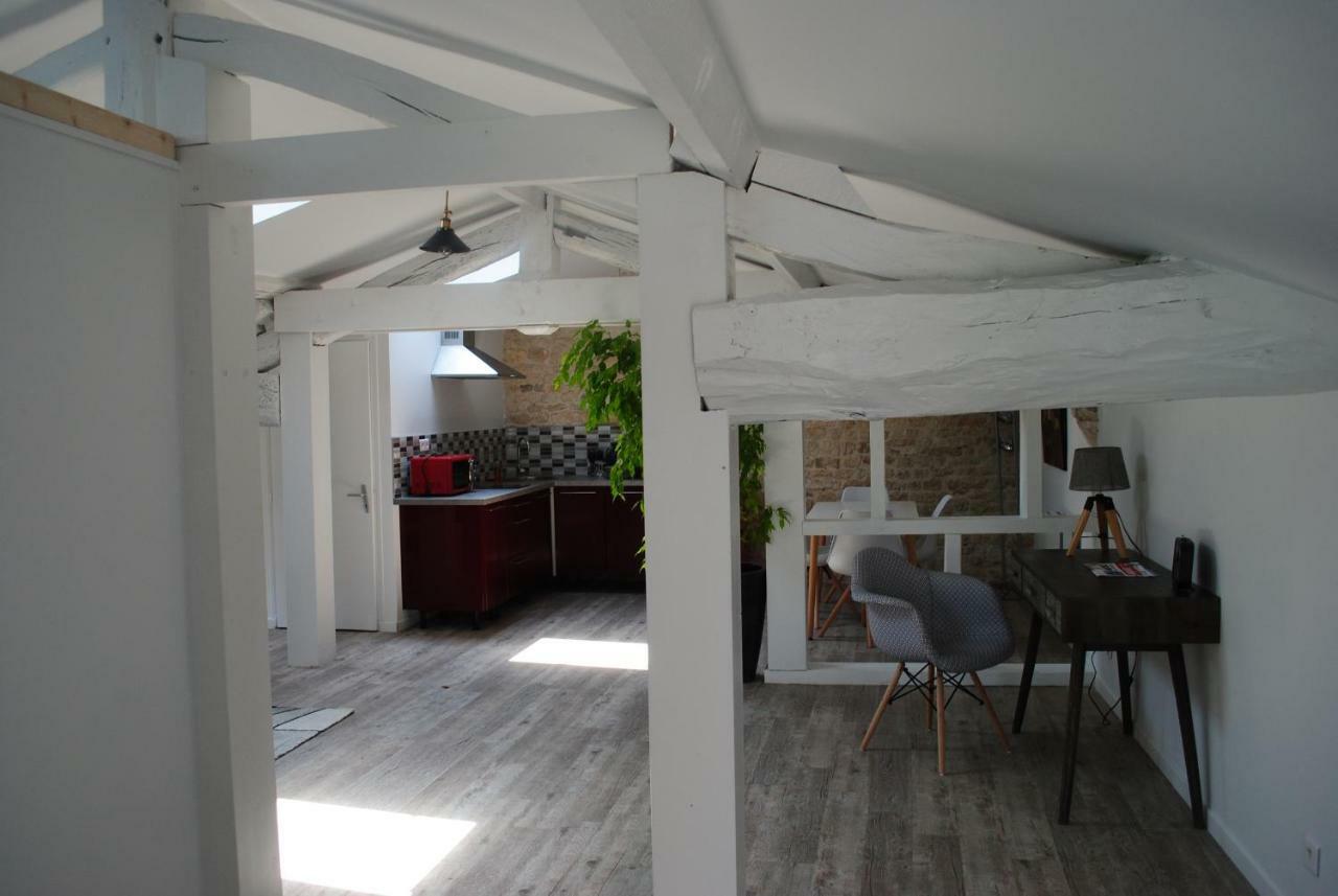 Appartement Ecurie de la Grange l'Abbé à Le Langon Extérieur photo